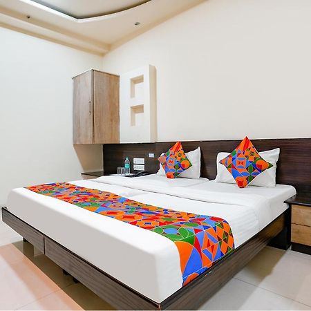 Fabhotel Regent Inn - Nr Skywalk Bridge Pimpri-Chinchwad エクステリア 写真