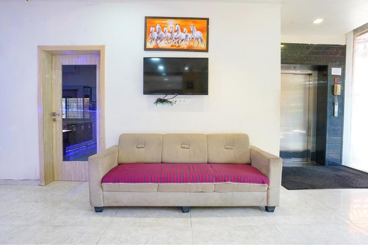 Fabhotel Regent Inn - Nr Skywalk Bridge Pimpri-Chinchwad エクステリア 写真
