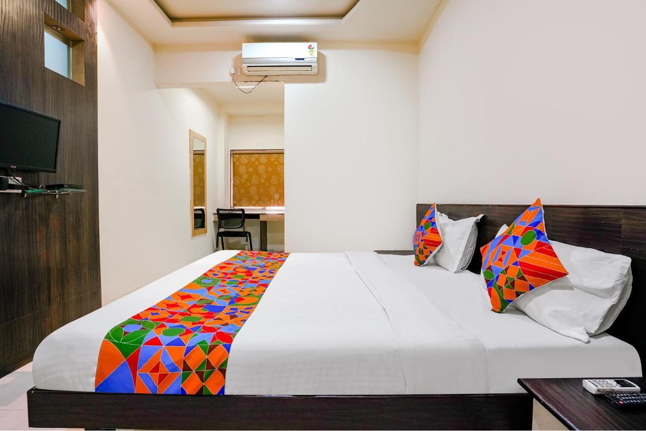 Fabhotel Regent Inn - Nr Skywalk Bridge Pimpri-Chinchwad エクステリア 写真