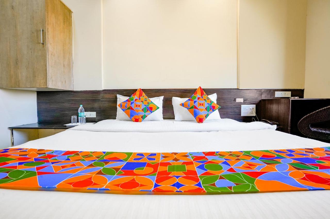 Fabhotel Regent Inn - Nr Skywalk Bridge Pimpri-Chinchwad エクステリア 写真